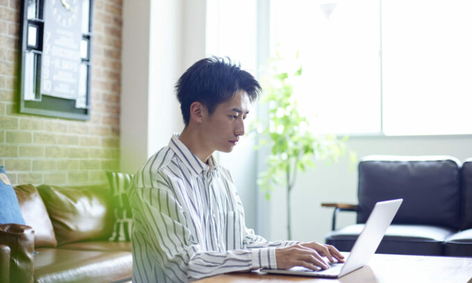 大手法人研修のオンライン申し込みサービスの開発